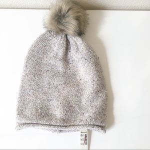 Madewell winter hat with Pom Pom